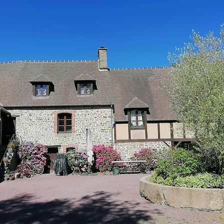 Sunset Family Guesthouse Mont Saint Michel Céaux Exterior photo