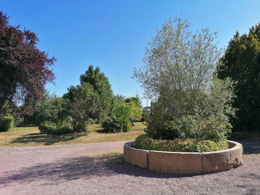 Sunset Family Guesthouse Mont Saint Michel Céaux Exterior photo