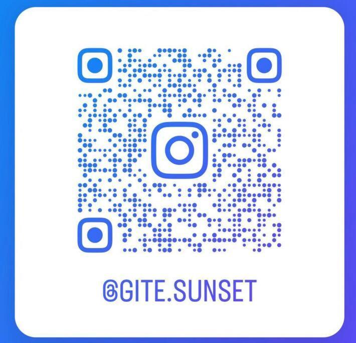 Sunset Family Guesthouse Mont Saint Michel Céaux Exterior photo